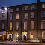 Abbott 2* Dublin