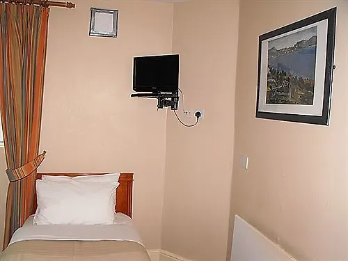 Abbott 게스트하우스 2*